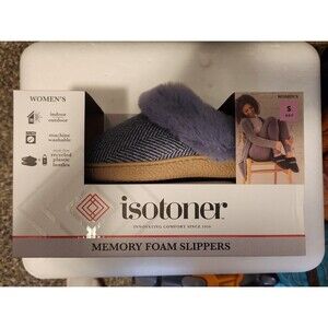 isotoner memory foam slippers new in box